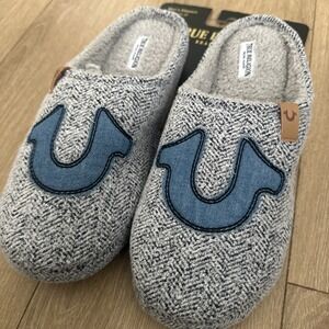True Religion Men's Blue Horseshoe Logo Slippers Sweater‎ Faux Fur Cozy L 11-12